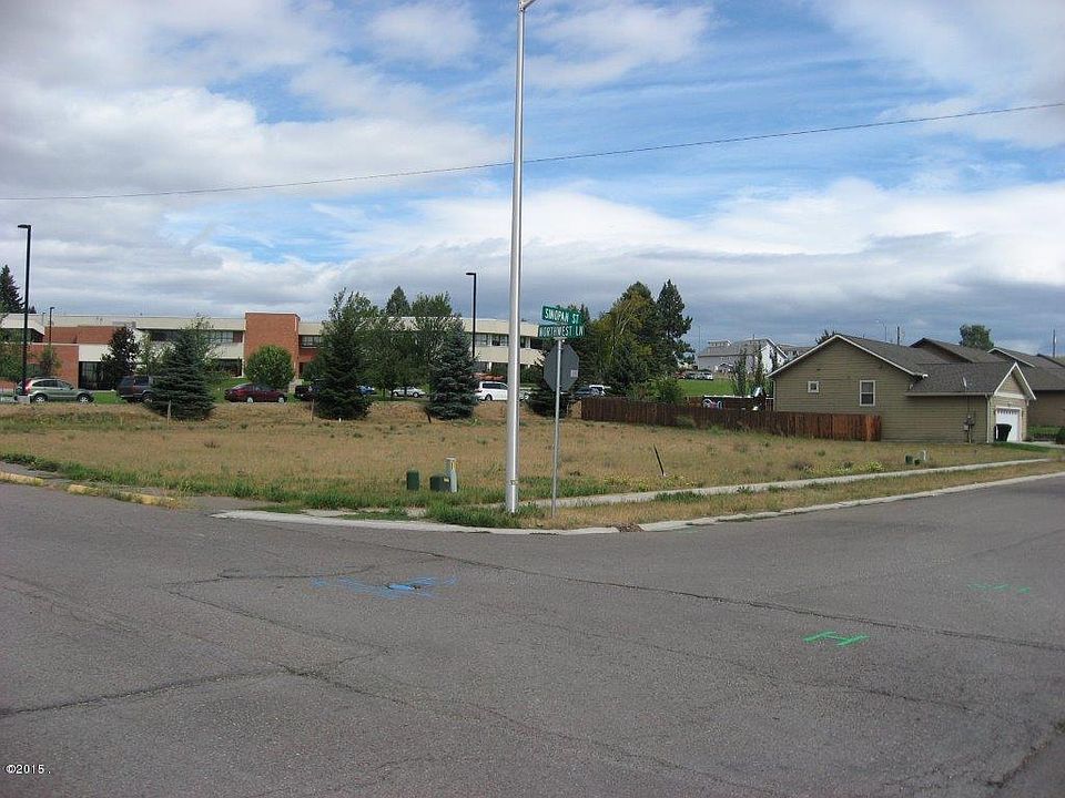 1st image of 101 Sinopah St #103-105-107