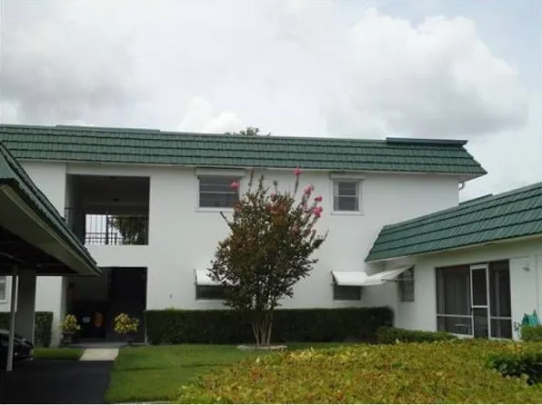 3210 Meridian Way S APT 18, Palm Beach Gardens, FL 33410