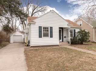 126 S Riverside Dr, Ames, IA 50010