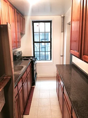 Rented by Bohemia Realty Group | media 8