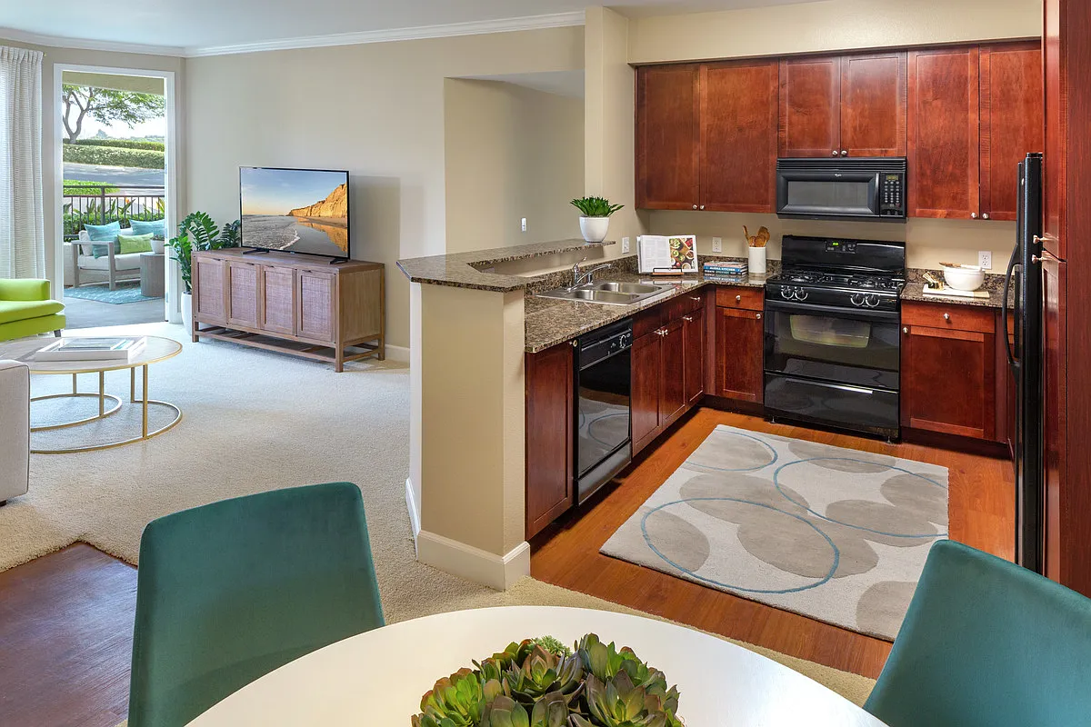 Marbella Apartment Homes — Photo 1