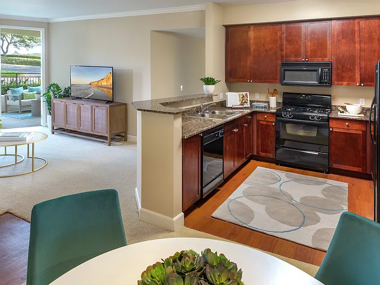 Marbella Apartment Homes — Photo 1