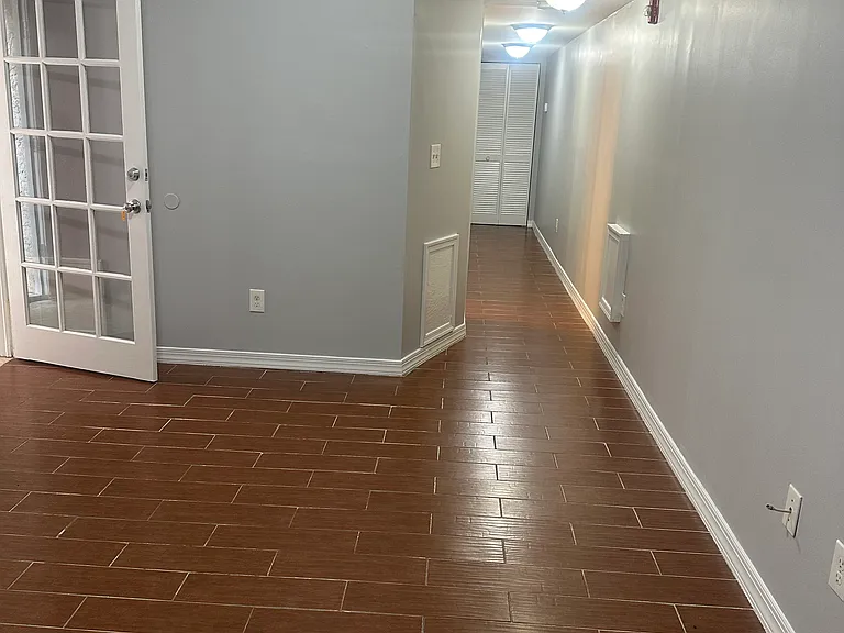 391 Martin St #BASEMENT — Photo 10