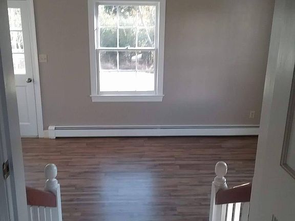 5th image of 488 Court St