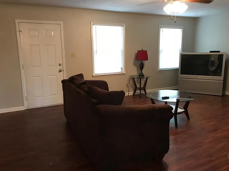20 Live Oak Pl — Photo 10
