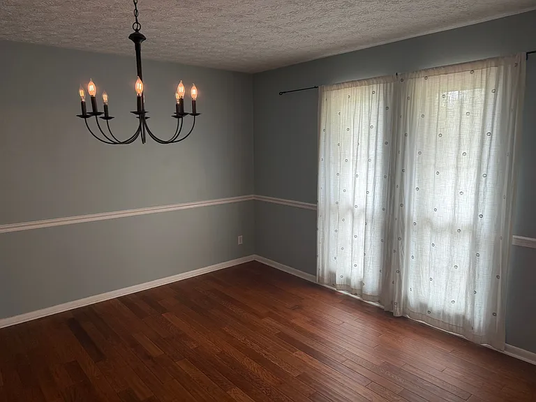 2374 Stafford Dr — Photo 13