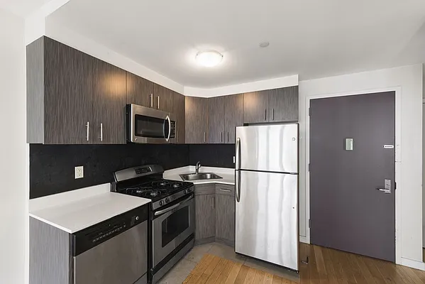 Rented by Compass | media 20