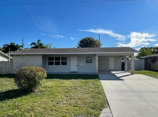 460 NE 24th Ct, Boca Raton, FL 33431