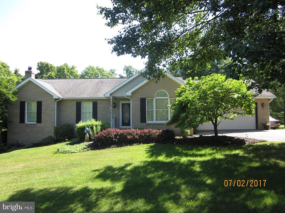 1st image of 212 Chestnutwood Way
