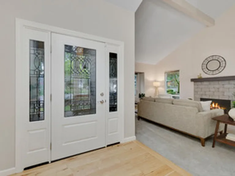 18679 Indian Creek Dr — Photo 9