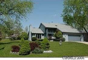 1st image of 640 Crown Hill Dr E