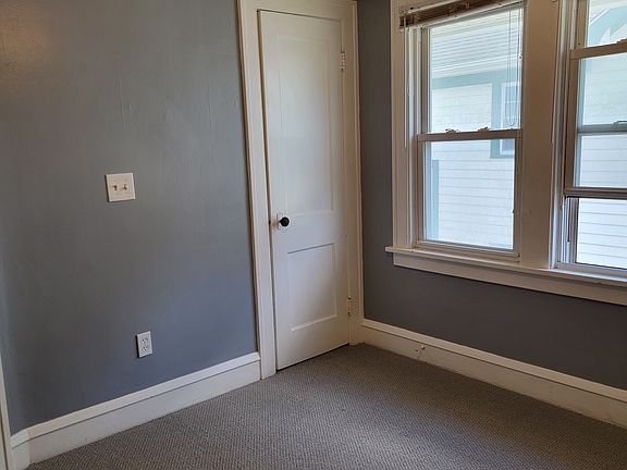5th image of 2059 Warren Rd #Up