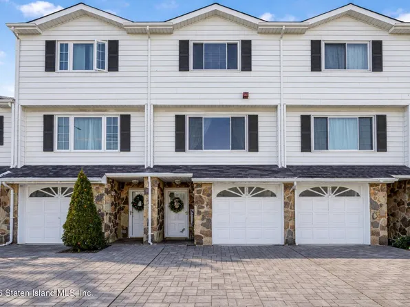 233 Carlyle Grn, Staten Island, NY 10312