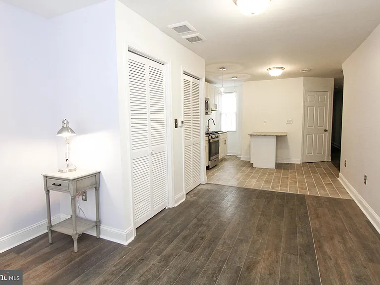 5532 Market St #B — Photo 5