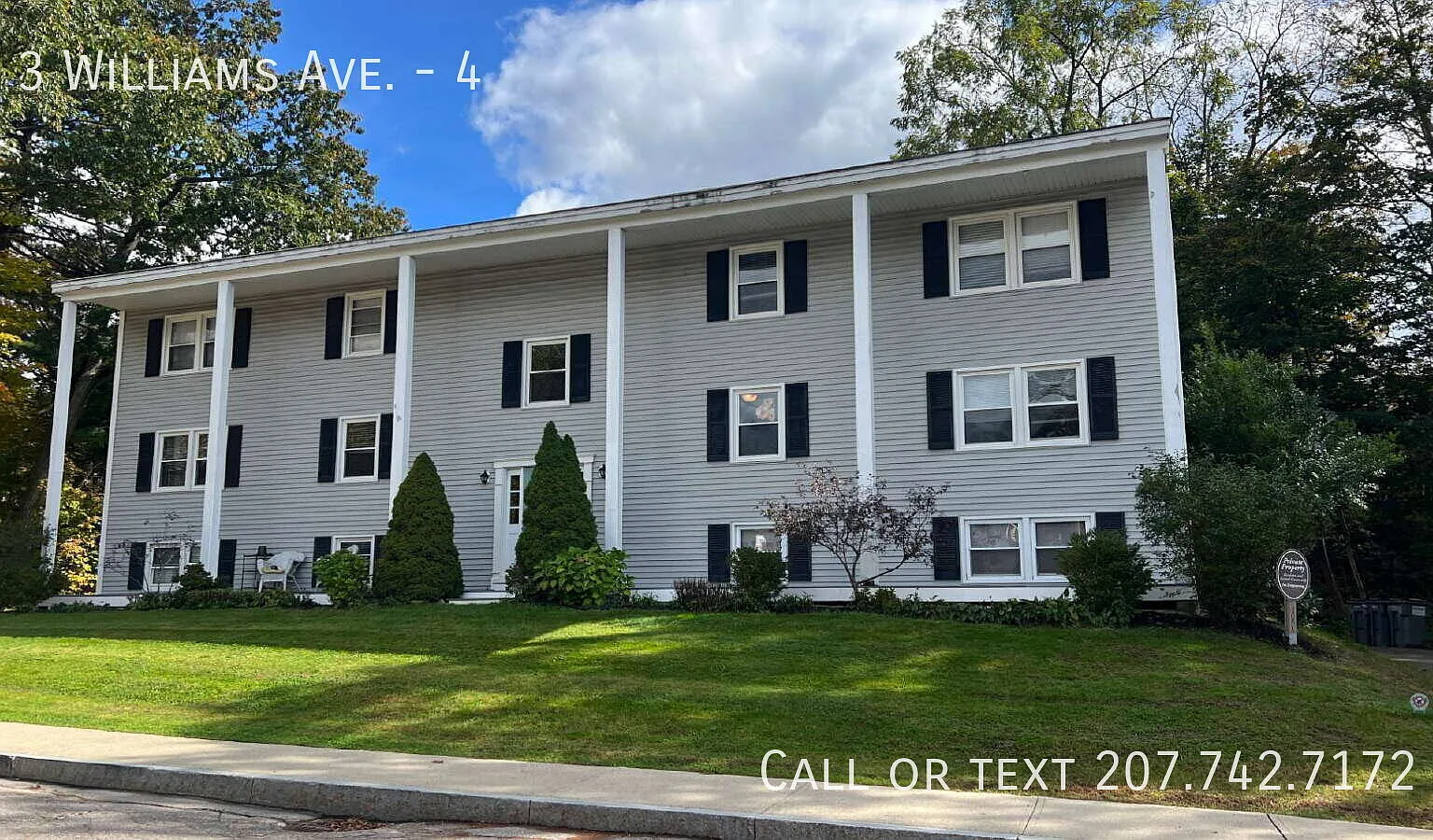 Bright and sunny, modern, Washer/Dryer in Unit,2 BR condo close to downtown Kittery. — Photo 1