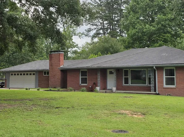 104 Brownrigg Ave, Marshall, TX 75672