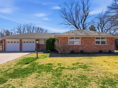 528 N Angle Ln, Andover, KS, 67002