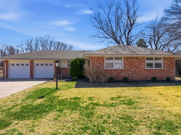 528 N Angle Ln, Andover, KS 67002