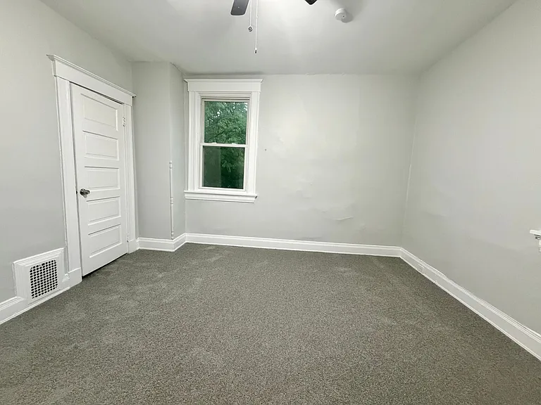 3139 Gaff Ave — Photo 8