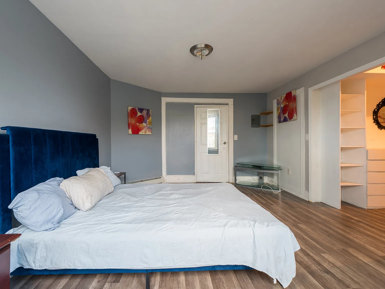1 bed, 3365 sqft, $1,350 — Photo 2
