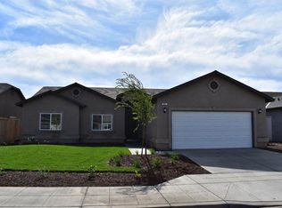 1675 Munras Ave, Madera, CA 93637