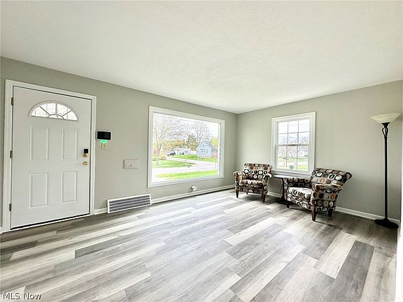 2nd image of 4412 Parkton Dr