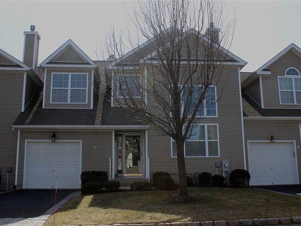 1st image of 37 Avery Ln