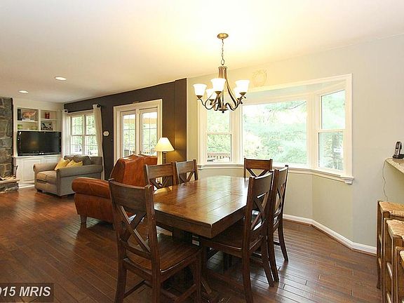 3rd image of 13130 Bradley Farm Dr