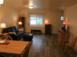 211 Horseshoe Dr, Rock Springs, WY 82901