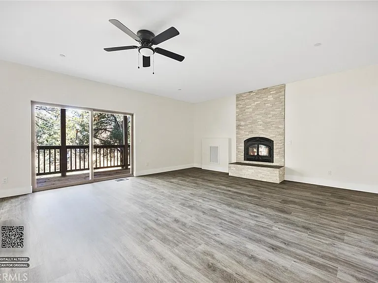 1813 Woodland Dr — Photo 4