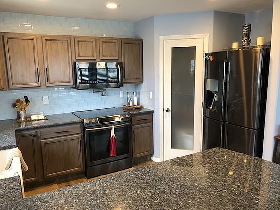 2nd image of 249 Kawailani Cir #1