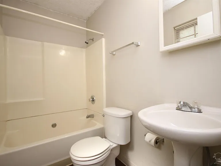 4745 Praline Ln — Photo 13