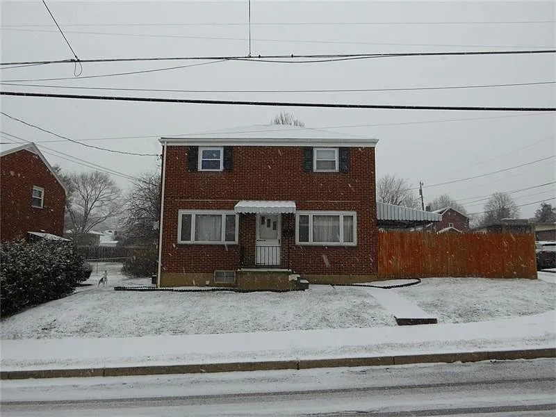 139 Nassau St photo 1