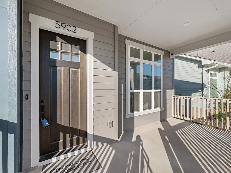 5902 Rangeland Rd — Photo 2