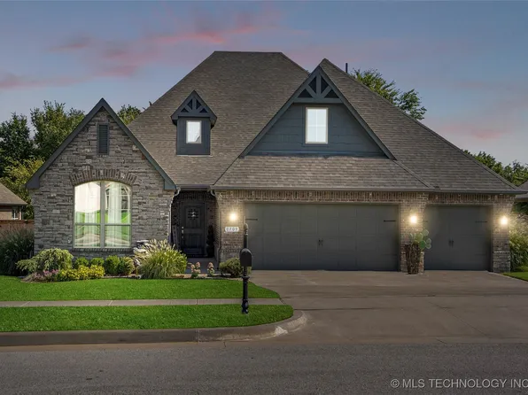 8709 E Hartford St, Broken Arrow, OK 74014