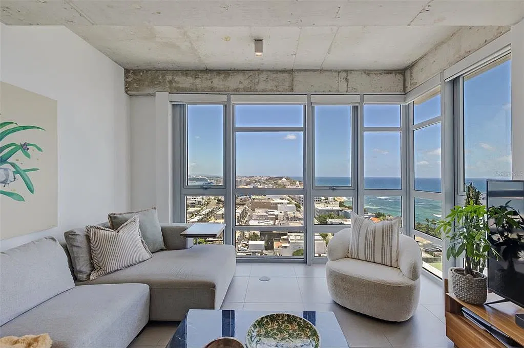 2 bed, 2.0 bath, 1126 sqft, $5,000 — Photo 1