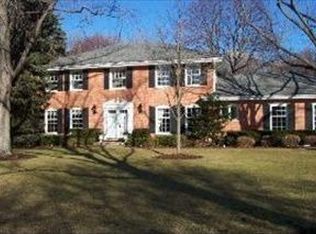 1910 Farm Rd, Lake Forest, IL 60045