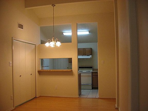 4th image of 12702 Summer Mill Dr