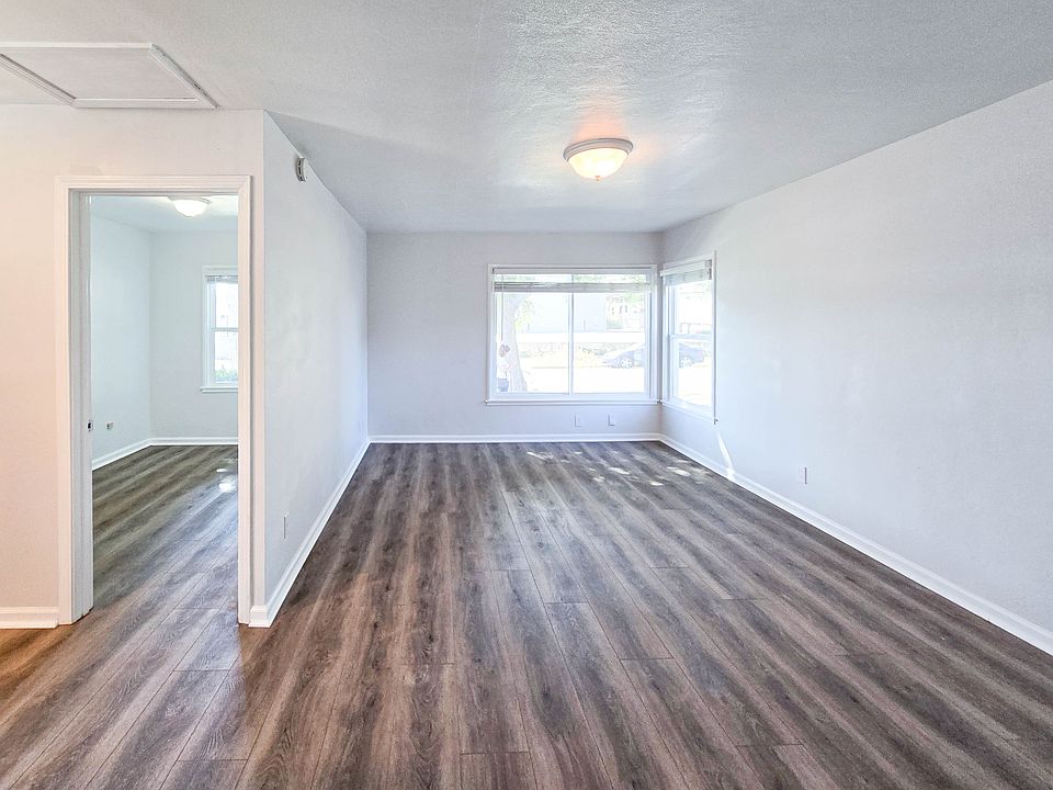 5119 Burlingame Ave Richmond CA Zillow