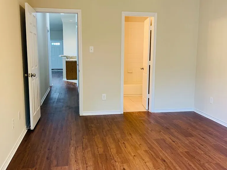 5900 Lovingham Ct — Photo 15