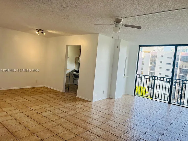 17011 N Bay Rd #816 — Photo 6