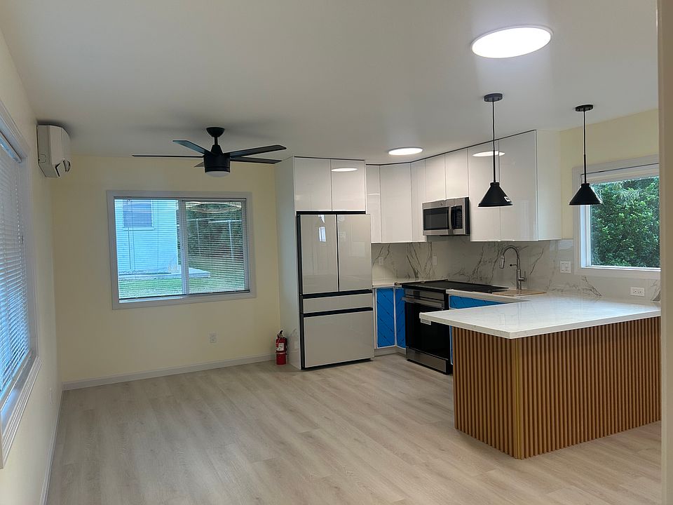 1st image of 1627 Paula Dr #1