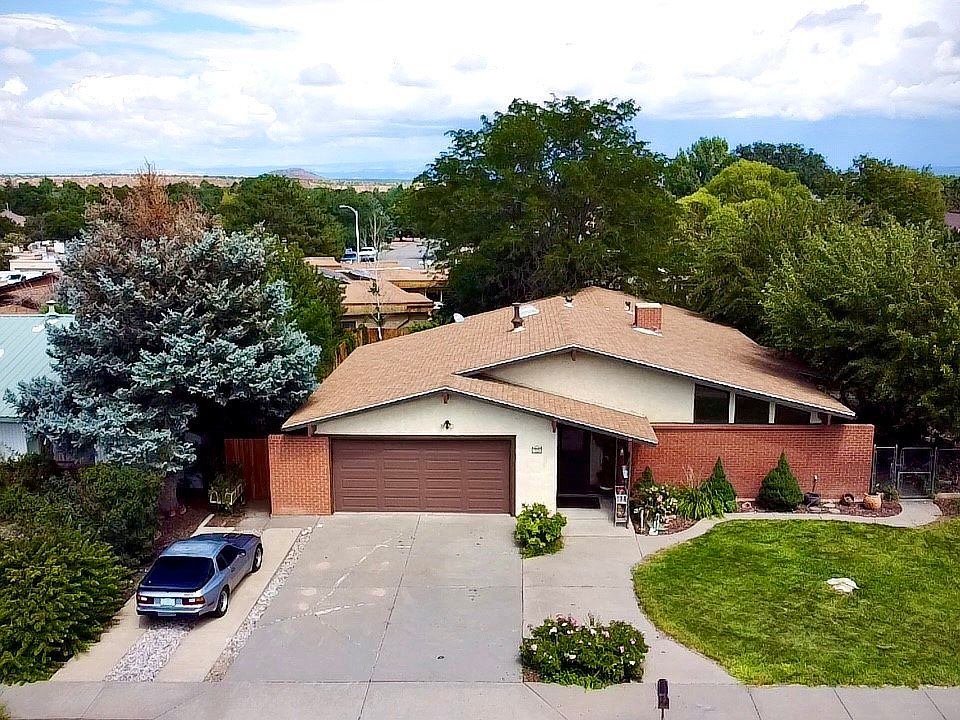 1st image of 389 Catherine Ave