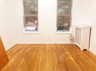 32-63 44th St #2B, Astoria, NY 11103