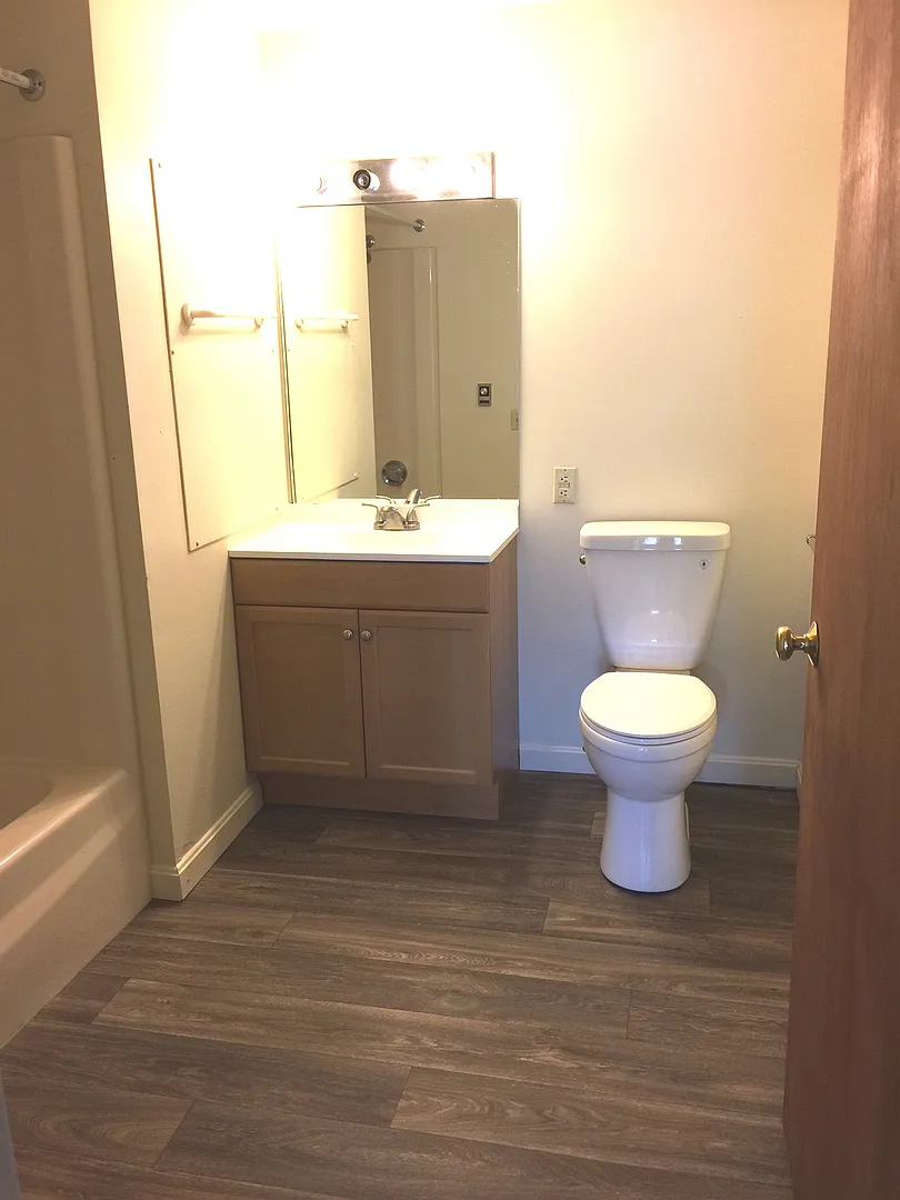 Cranberry Peak Apartments — Photo 3