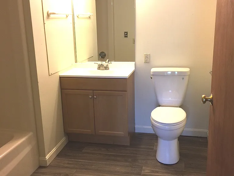 Cranberry Peak Apartments — Photo 3