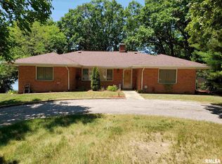 6893 Canadian Cross Dr, Springfield, IL 62711