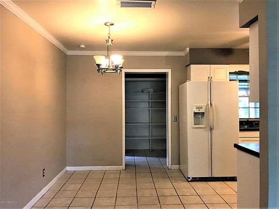 4th image of 4339 Demedici Ave