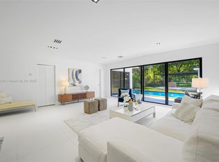 5790 SW 17th St, Miami, FL 33155