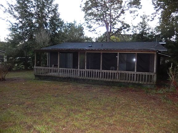 3rd image of 1520 Sandtrail Ln